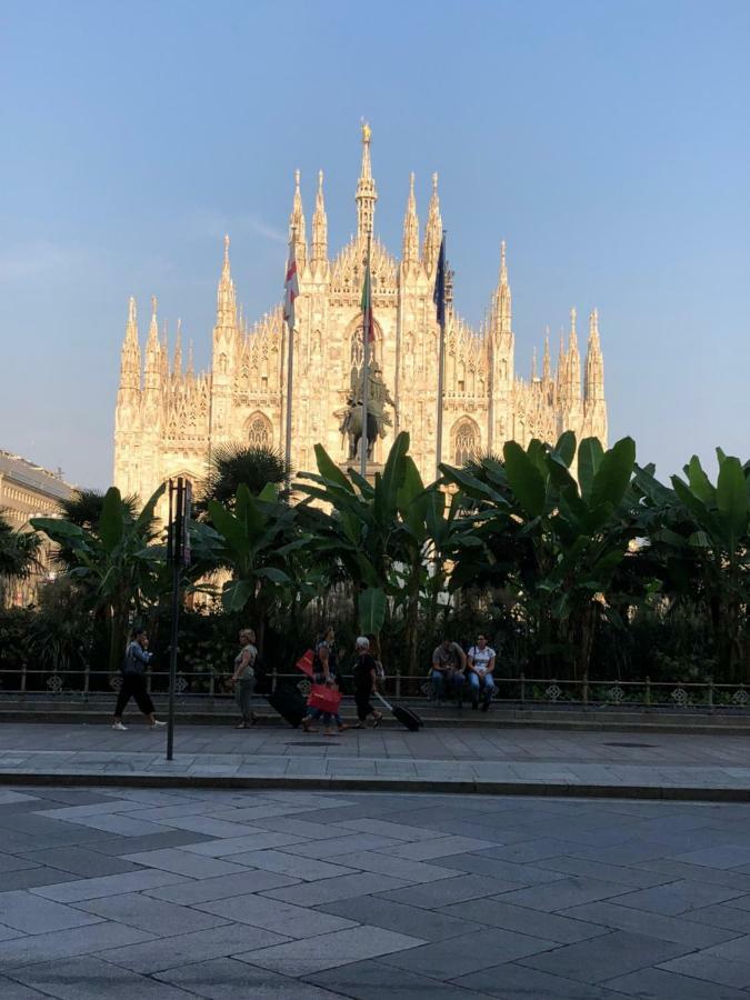 Joy House -Central City Near Metro Arco Della Pace Brera-Entire Apartment Perfect For Work & Play, Nightlife With Ac & Fast Wifi Welcome To The Cool Joy House! Милан Экстерьер фото